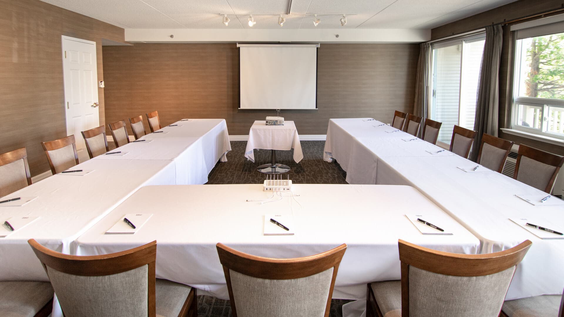 Sagamo Room